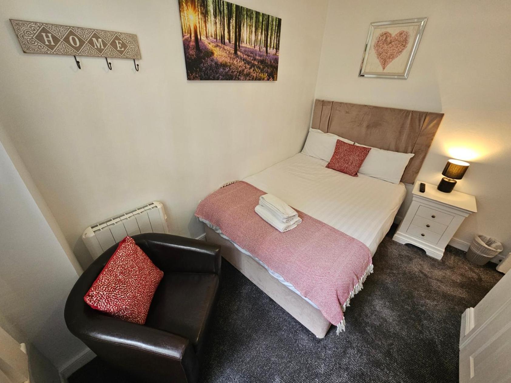 Shop Street Apartment Голуей Екстериор снимка